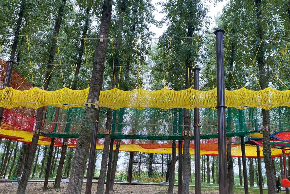ملعب مغامرات ملون مخصص مع حبال - مراجعة Kids Outdoor Adventure Park وسعره