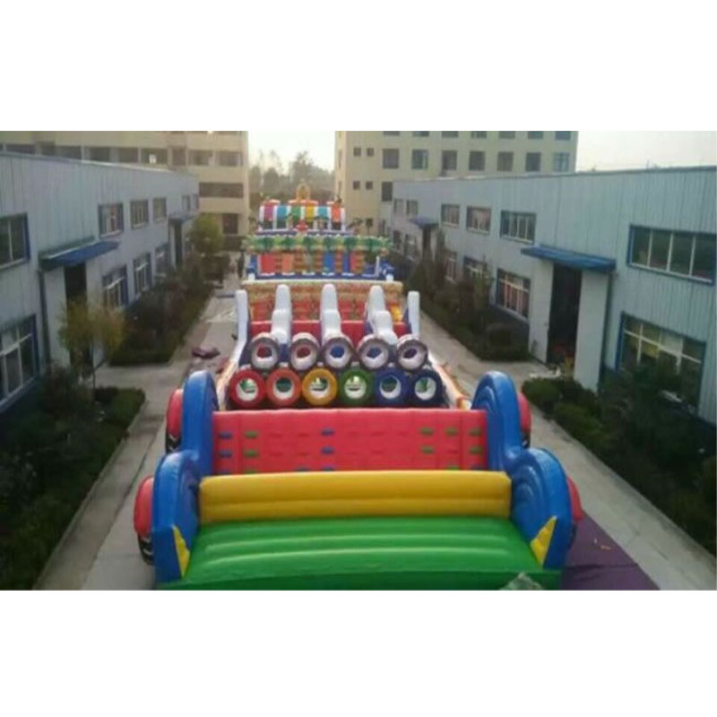 دورة عقبات قابلة للنفخ للأطفال - مراجعة Kids Outdoor Adventure Park وسعره